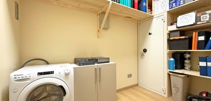 Image No.6-1 Bed Commercial for sale