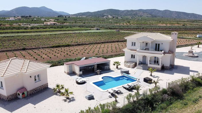 Image No.1-4 Bed Villa for sale