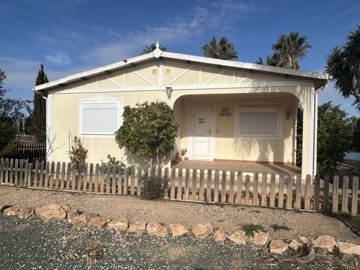 bungalow-for-sale-in-las-palas-1