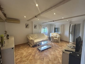 bungalow-for-sale-in-las-palas-3