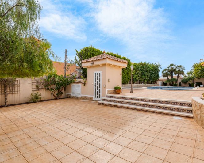 Image No.28-4 Bed Villa for sale