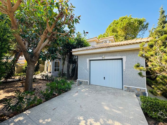 Image No.36-5 Bed Villa for sale