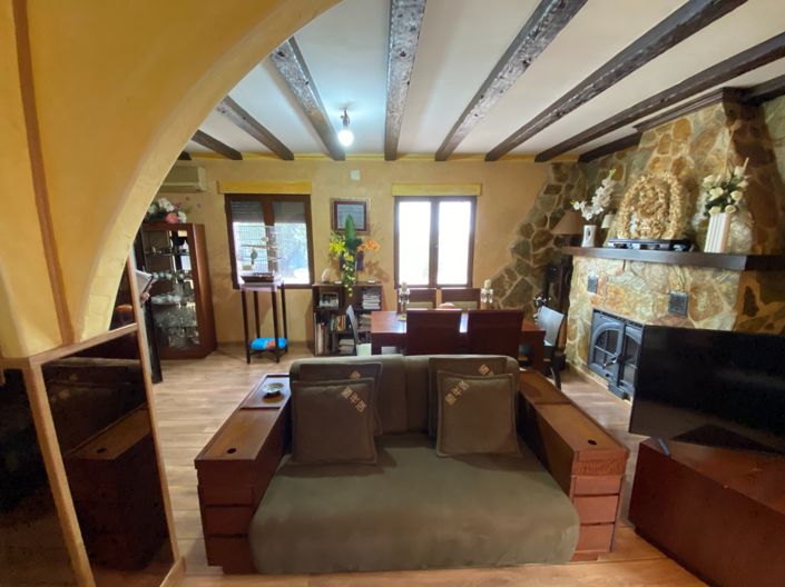 Image No.32-2 Bed Finca for sale