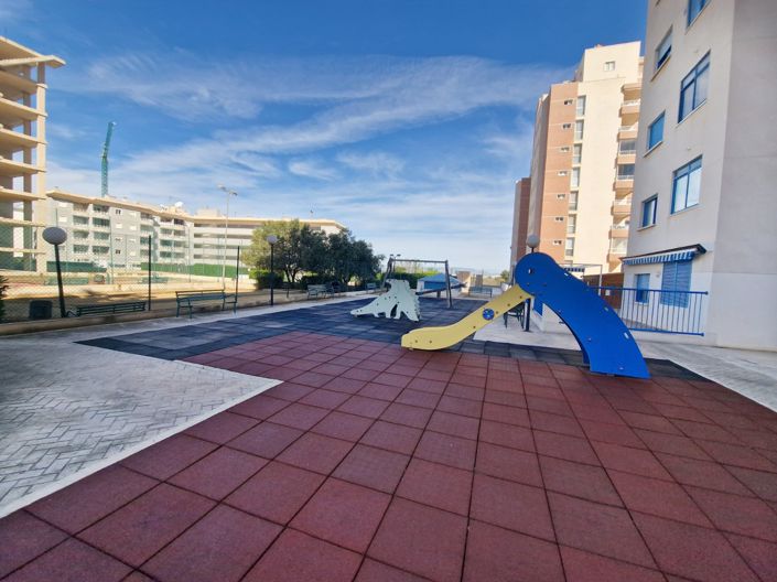 Image No.20-2 Bed Apartment for sale