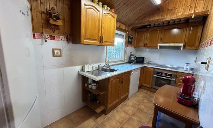 Image No.29-6 Bed Country House for sale