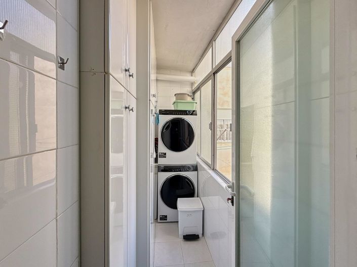 Image No.20-2 Bed Apartment for sale