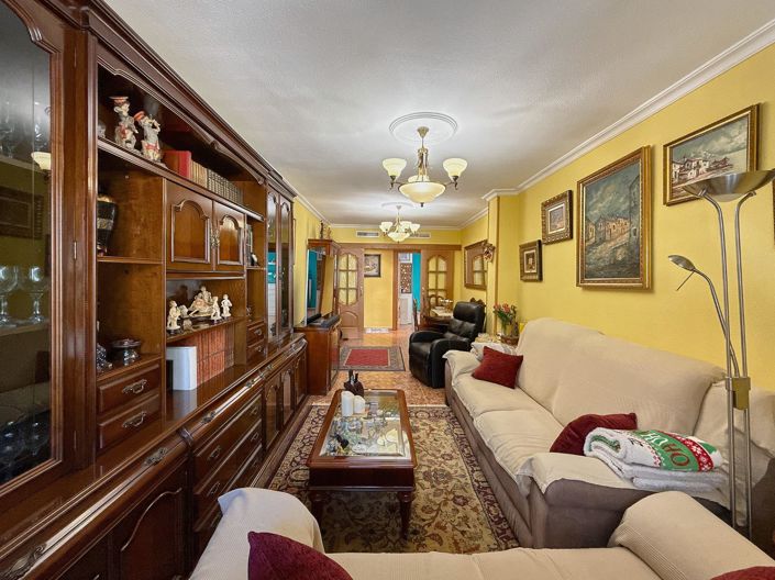 Image No.8-2 Bed Apartment for sale