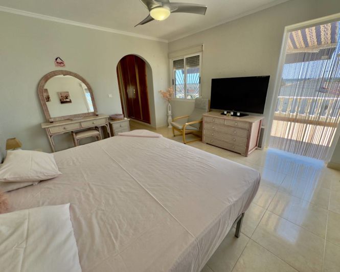 Image No.23-3 Bed Villa for sale