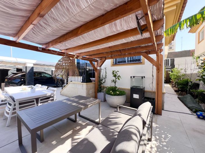 Image No.26-4 Bed Villa for sale