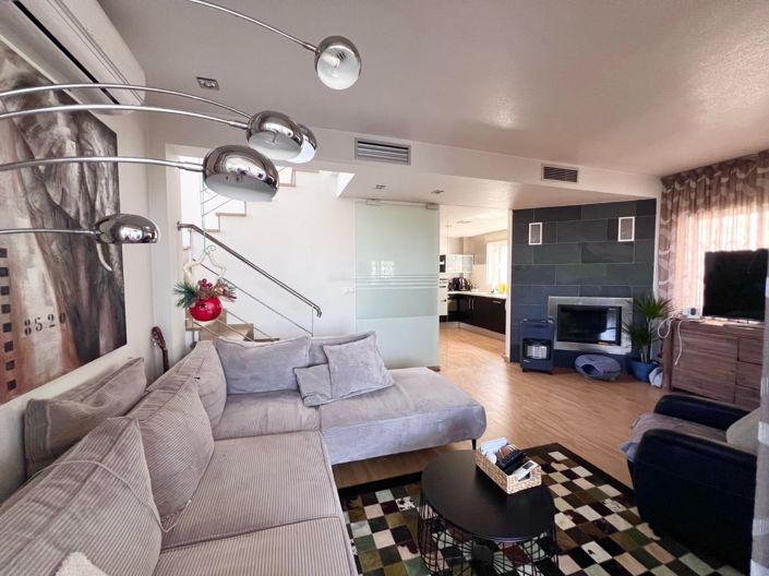 Image No.4-4 Bed Villa for sale