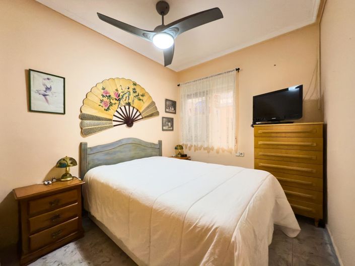 Image No.14-2 Bed Bungalow for sale