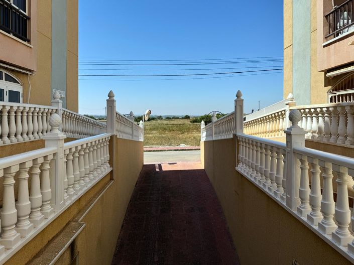 Image No.21-2 Bed Bungalow for sale