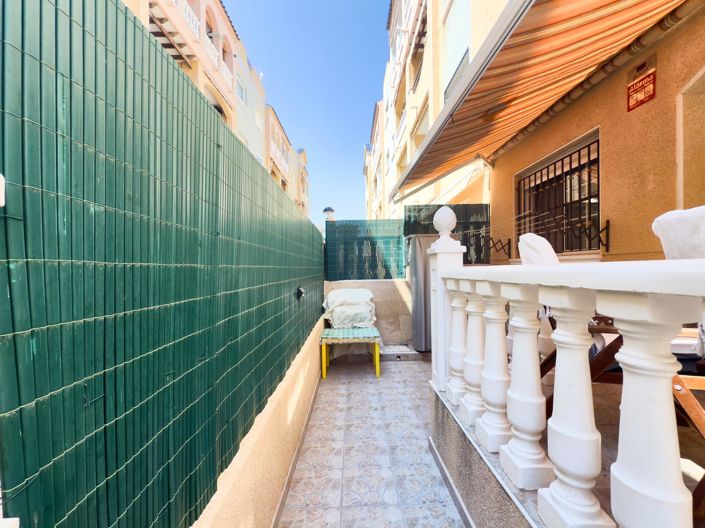 Image No.22-2 Bed Bungalow for sale