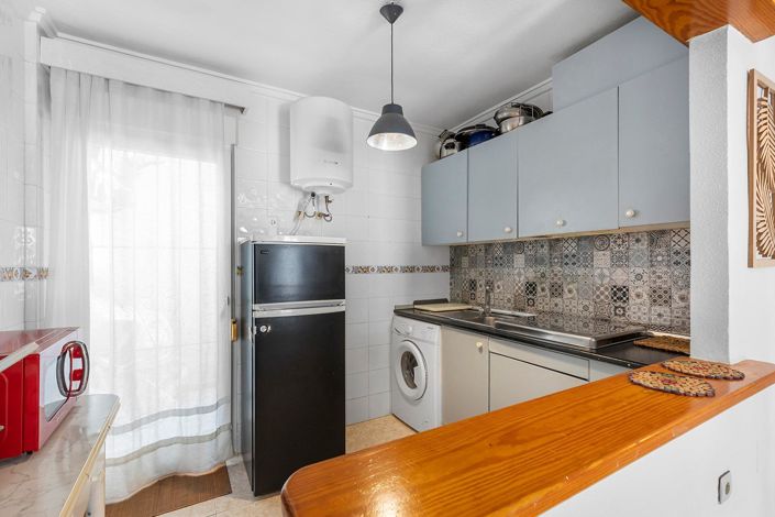 Image No.12-2 Bed Bungalow for sale