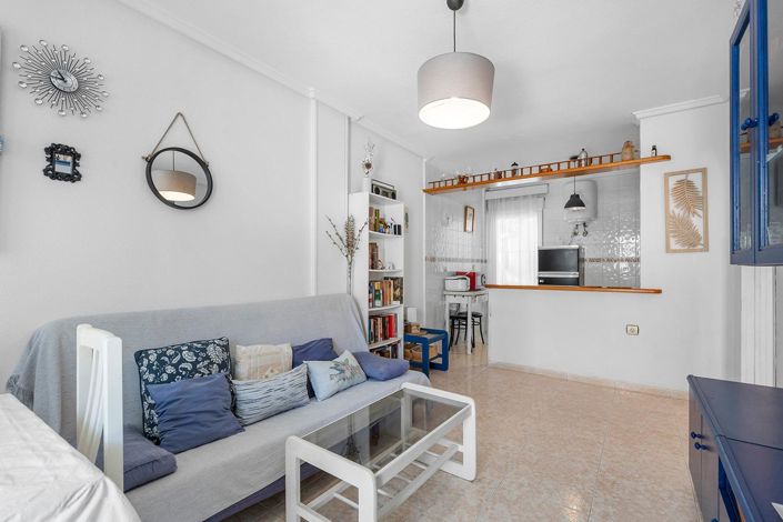 Image No.8-2 Bed Bungalow for sale