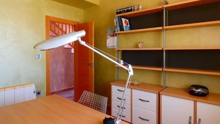 Image No.12-4 Bed Villa for sale