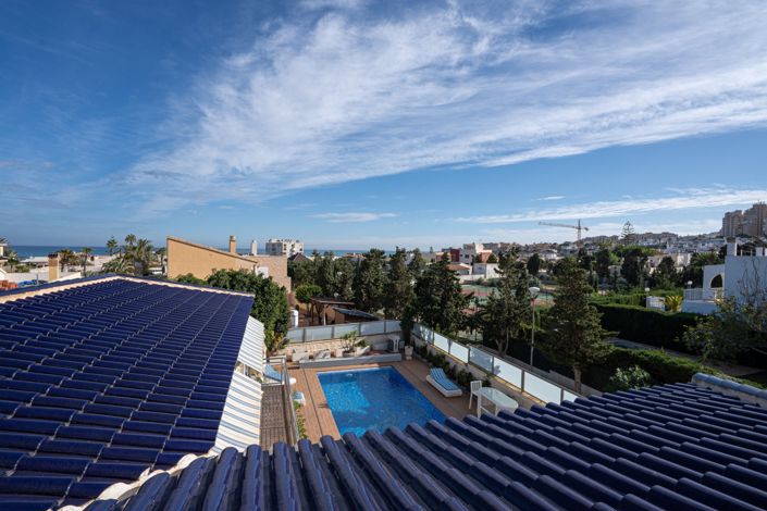 Image No.9-5 Bed Villa for sale