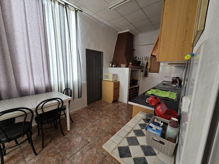 Image No.9-3 Bed Apartment for sale