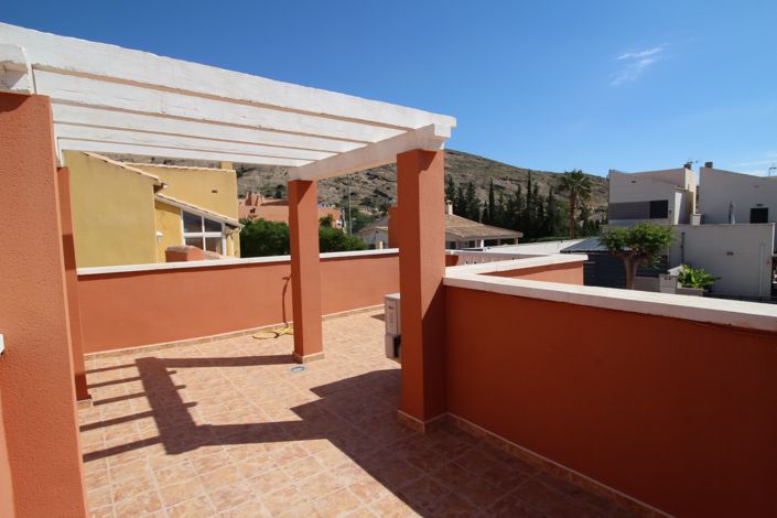 Image No.12-3 Bed Villa for sale