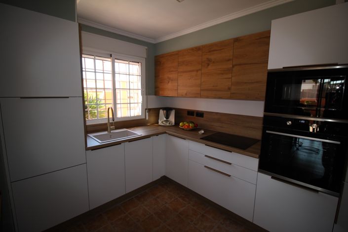 Image No.28-3 Bed Villa for sale