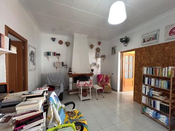 house-for-sale-in-jacarilla-11