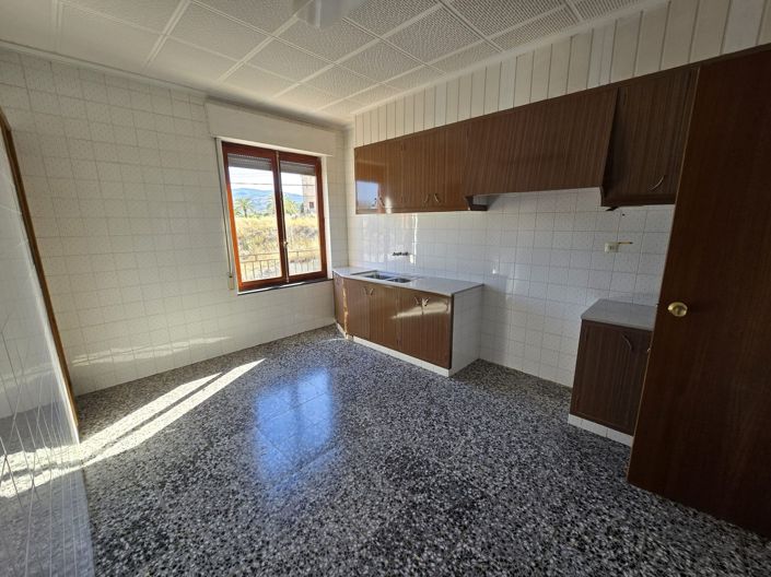 Image No.27-6 Bed Villa for sale