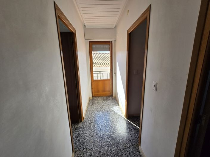 Image No.30-6 Bed Villa for sale