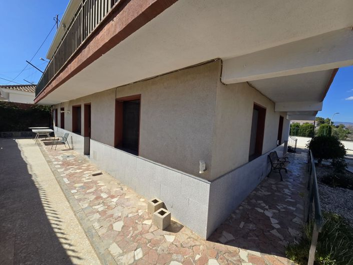 Image No.35-6 Bed Villa for sale