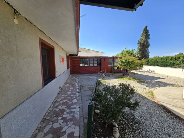 Image No.40-6 Bed Villa for sale