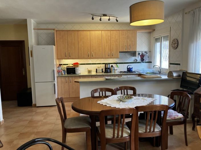 Image No.10-3 Bed Villa for sale