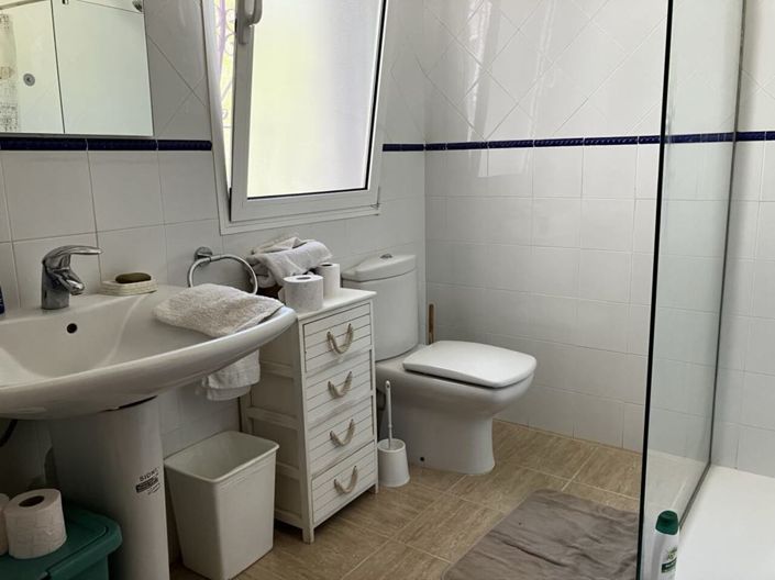 Image No.13-3 Bed Villa for sale