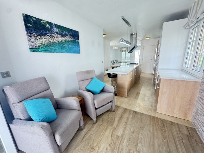 Image No.11-3 Bed Villa for sale