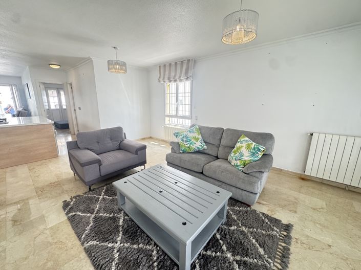 Image No.5-3 Bed Villa for sale