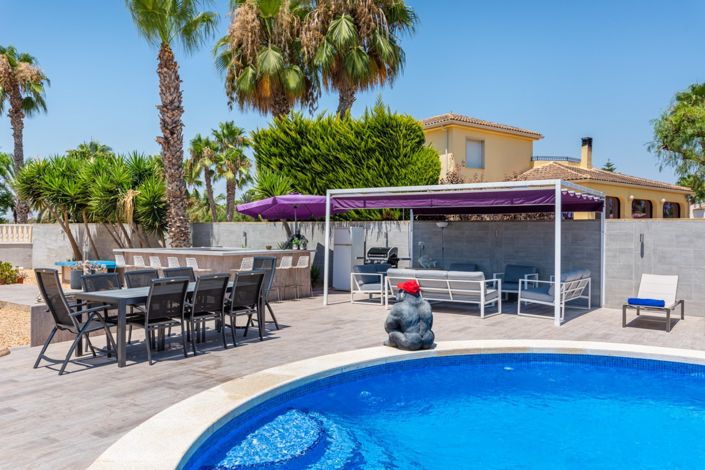 Image No.39-4 Bed Country House for sale