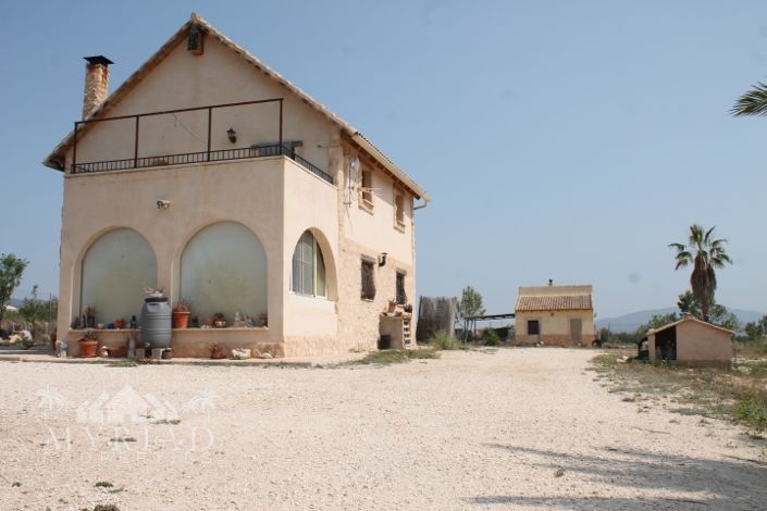 Image No.5-4 Bed Country House for sale