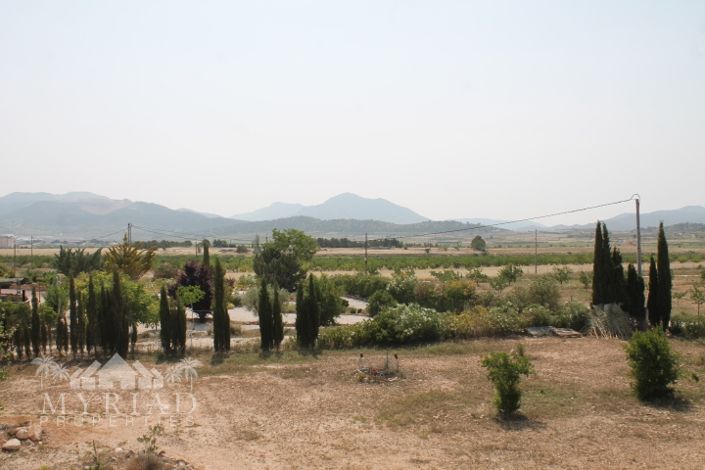 Image No.7-4 Bed Country House for sale