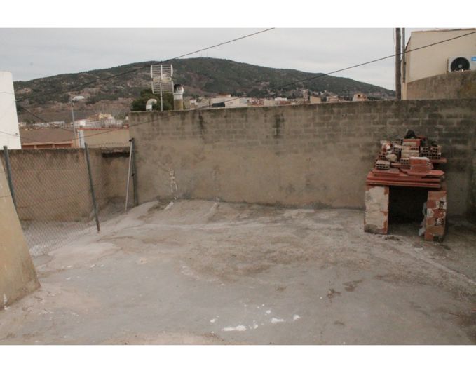 Image No.27-4 Bed Townhouse for sale