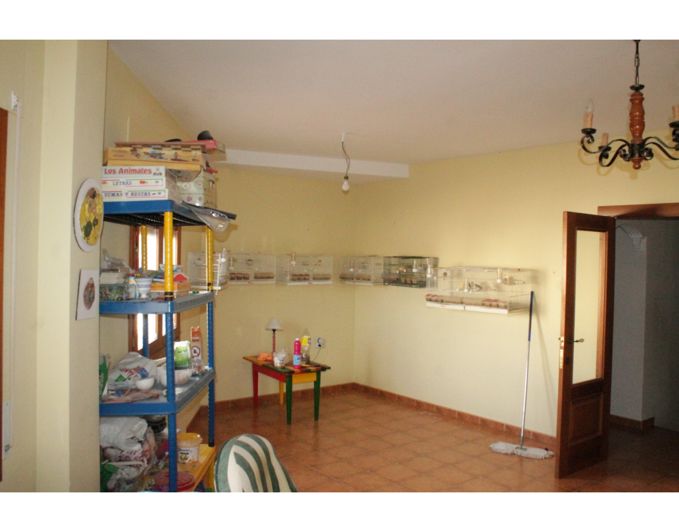 Image No.35-5 Bed Townhouse for sale