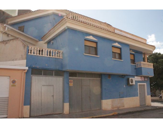 Image No.5-5 Bed Townhouse for sale