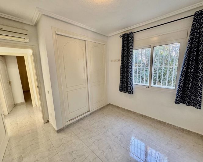 Image No.11-4 Bed Villa for sale