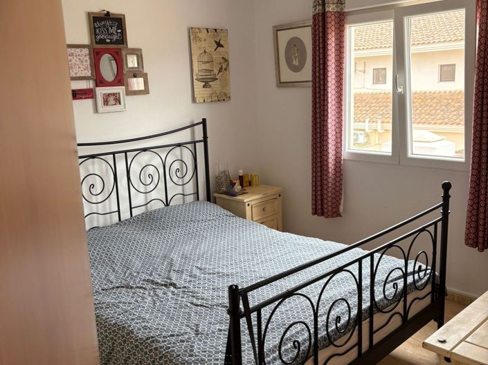 Image No.11-4 Bed Townhouse for sale