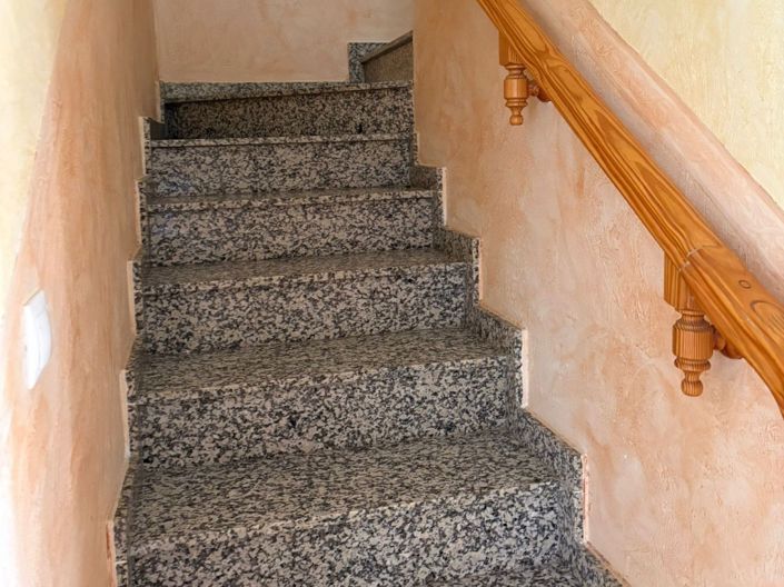 Image No.8-4 Bed Townhouse for sale