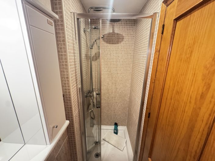 Image No.17-3 Bed Townhouse for sale