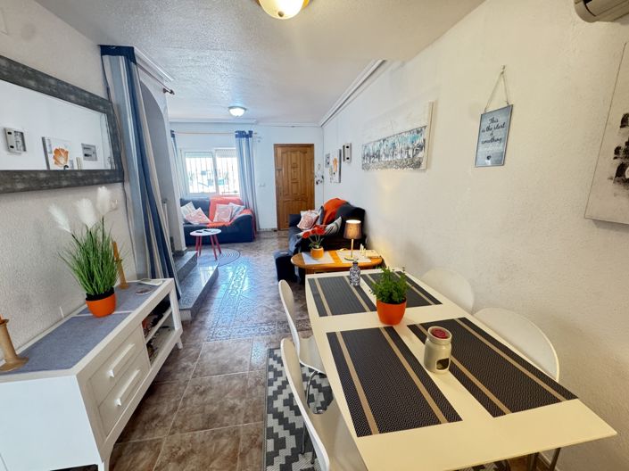 Image No.7-3 Bed Townhouse for sale