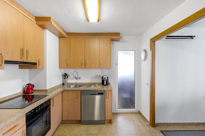 Image No.11-3 Bed Apartment for sale