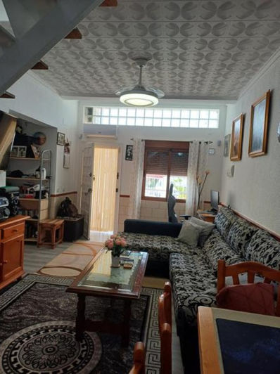 Image No.16-2 Bed Townhouse for sale