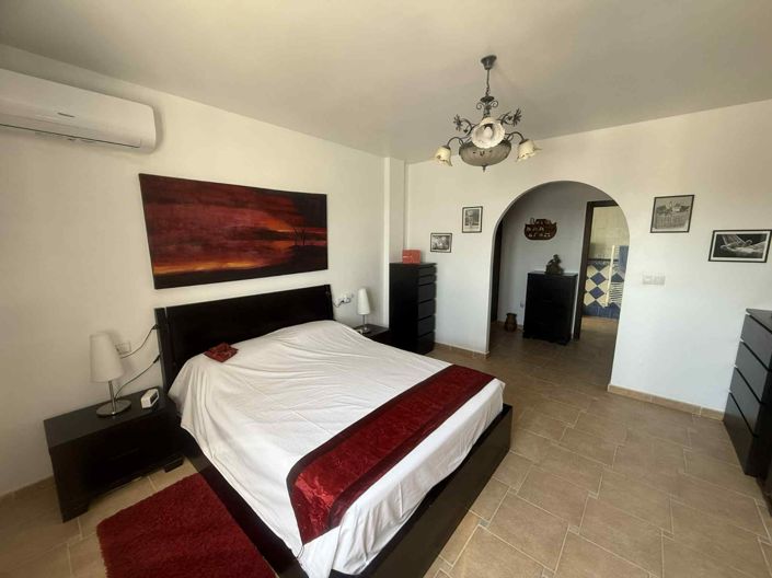 Image No.36-3 Bed Villa for sale