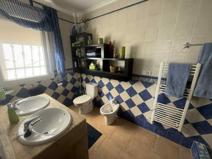 Image No.39-3 Bed Villa for sale