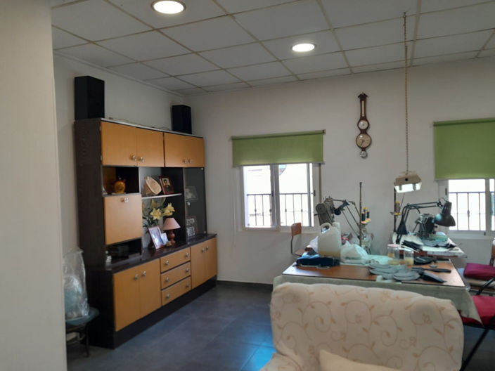 Image No.12-2 Bed Townhouse for sale