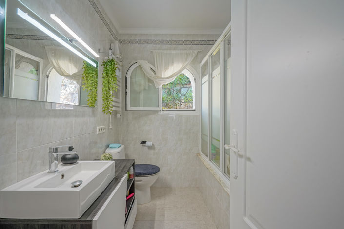 Image No.18-4 Bed Villa for sale